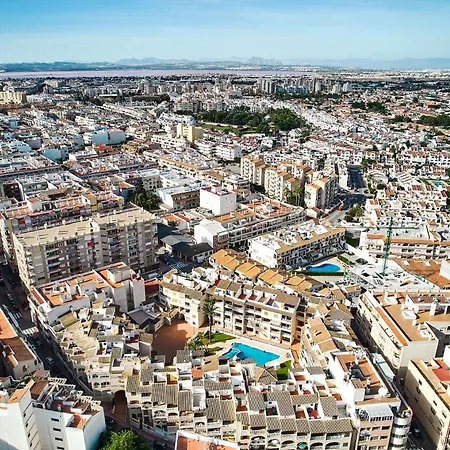 Modern Relax Oasis With Pool, 150m From The Sea * Τορεβιέχα